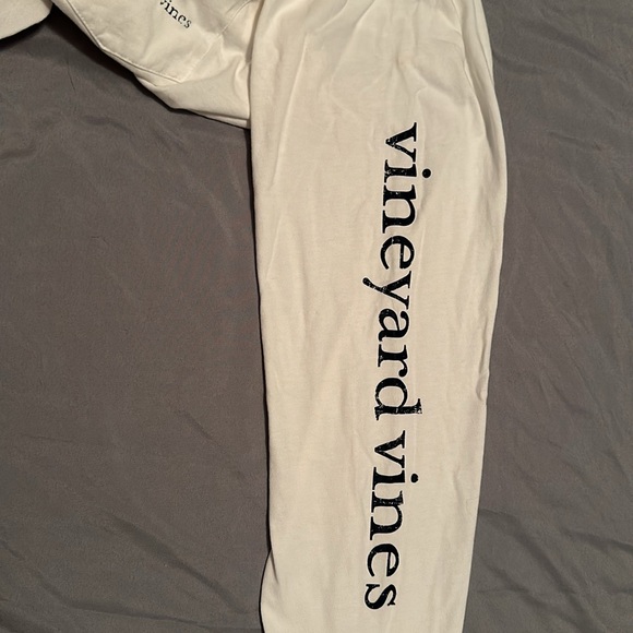 vineyard vines long sleeve - Picture 4 of 6